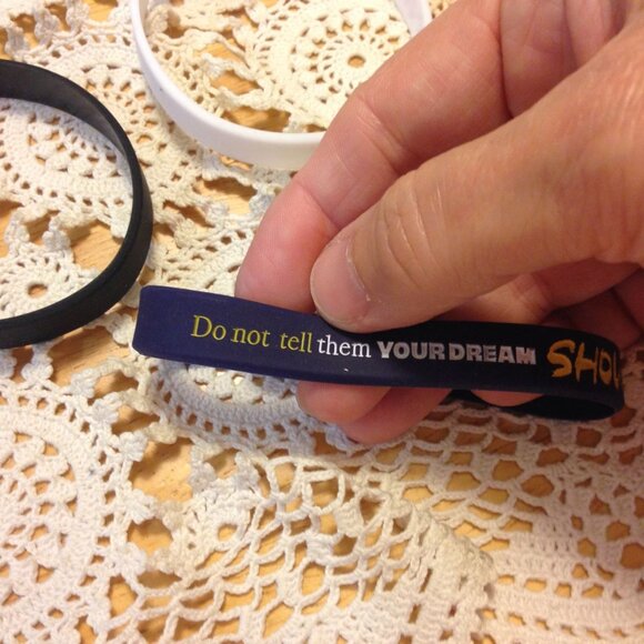 Inspirational silicone bracelet set - Picture 4 of 7